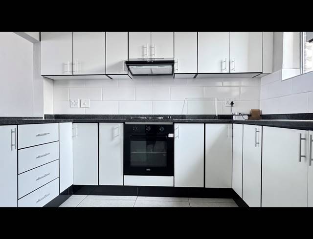 1.5 BEDROOM APARTMENT TO LET IN DURBAN CENTRAL